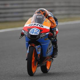 Alex Rins da la sorpresa y logra la 'pole' de Moto3 Alex Rins da la sorpresa y logra la 'pole' de Moto3