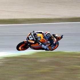 Marc Márquez se lleva el duelo con Pol Espargaró Marc Márquez se lleva el duelo con Pol Espargaró