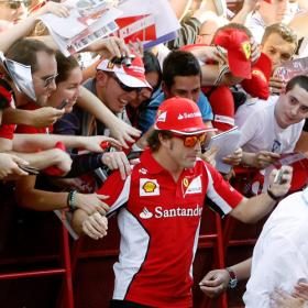 Button domina y Alonso mejora sólo con los duros Button domina y Alonso mejora sólo con los duros