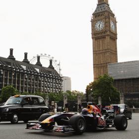 Ecclestone valora un GP en el Parque Olímpico Ecclestone valora un GP en el Parque Olímpico