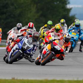 Brno 'castiga' a Pedrosa y Lorenzo en MotoGP Brno 'castiga' a Pedrosa y Lorenzo en MotoGP