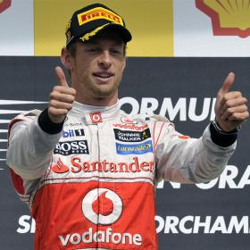 Button gana, Vettel, segundo, Alonso abandona Button gana, Vettel, segundo, Alonso abandona