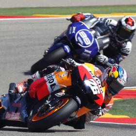 Pedrosa gana y Lorenzo se acerca más al título Pedrosa gana y Lorenzo se acerca más al título