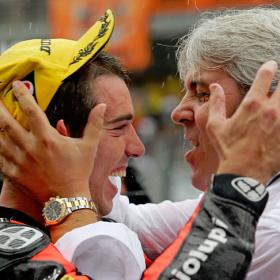 Una caída de Marc Márquez deja el título para Australia Una caída de Marc Márquez deja el título para Australia