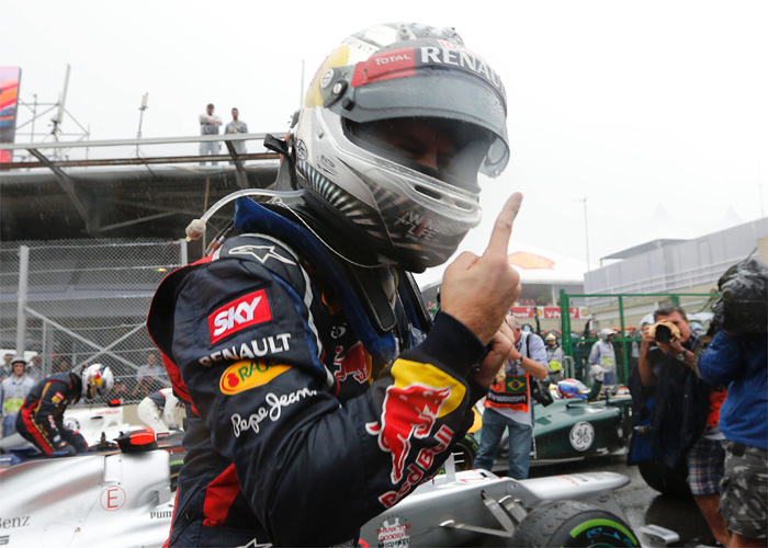 Merkel felicita a Vettel: "Me ha entusiasmado cómo ganó"