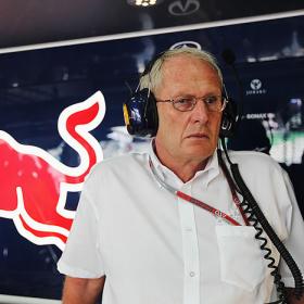 Helmut Marko cree que "Alonso lloriquea mucho" Helmut Marko cree que "Alonso lloriquea mucho"
