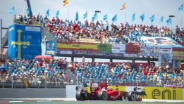 Raikkonen fue el más rápido en la pista y McLaren, en los boxes Raikkonen fue el más rápido en la pista y McLaren, en los boxes