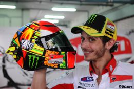 Capirossi ve a Rossi ganando de nuevo con la Yamaha MotoGP Capirossi ve a Rossi ganando de nuevo con la Yamaha MotoGP