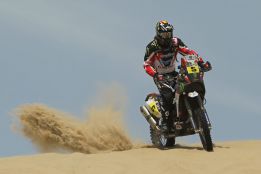 Barreda reacciona a lo grande en la cuarta etapa del Dakar Barreda reacciona a lo grande en la cuarta etapa del Dakar