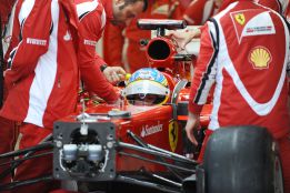 Ferrari despide una era con su nuevo monoplaza el F138 Ferrari despide una era con su nuevo monoplaza el F138