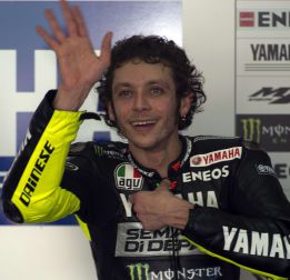 Valentino Rossi: "Confío en llegar a los tres de delante" Valentino Rossi: "Confío en llegar a los tres de delante"