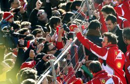 Fernando Alonso coge las riendas del F138 en Montmeló Fernando Alonso coge las riendas del F138 en Montmeló