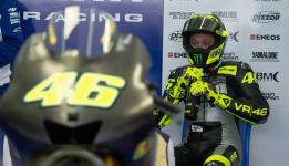 Valentino Rossi: "Sólo yo conozco la verdad sobre mí" Valentino Rossi: "Sólo yo conozco la verdad sobre mí"