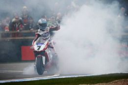 Checa, 'pole' en Phillip Island Checa, 'pole' en Phillip Island
