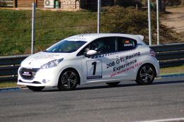 Ya hay finalistas para la Peugeot 208 GTI Racing Experience Ya hay finalistas para la Peugeot 208 GTI Racing Experience