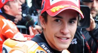 Marquez: "Me da igual tener a Lorenzo al lado en la parrilla"