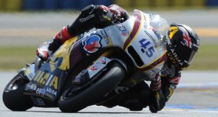 Scott Redding aprovecha las caídas de Pol, Rabat y Nakagami