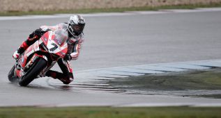 Carlos Checa está recuperado para correr en Donington Park