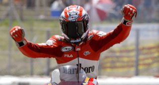Capirossi: “Guardo en una urna la Ducati de la primera victoria”