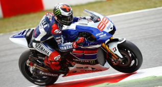 Lorenzo marca el ritmo y Suzuki debuta con De Puniet