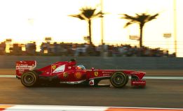 Gran carrera de Alonso, que terminó quinto; ganó Vettel Gran carrera de Alonso, que terminó quinto; ganó Vettel