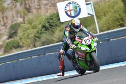 Baz arranca liderando en Jerez con Elías en la novena posición