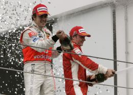 Fernando Alonso, cuatro victorias en 2007 con McLaren