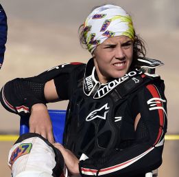 Laia Sanz está cada vez más cerca del ‘top ten’ del Dakar