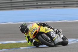 Rins lo borda en Moto2 y Viñales se reivindica en Moto3