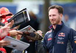 Horner insiste: "Red Bull nunca dominó la F-1 como Mercedes"