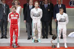 Mika Hakkinen: "Hamilton no puede empezar a deprimirse" Mika Hakkinen: "Hamilton no puede empezar a deprimirse"