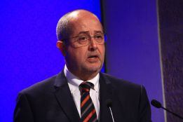 "Con cuatro millones de euros se generan 200 con el Circuit" "Con cuatro millones de euros se generan 200 con el Circuit"