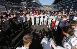 Button: "Hemos perdido a un verdadero luchador"