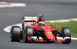 Ferrari renueva a Raikkonen para la próxima temporada