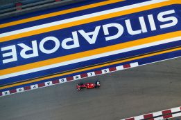 Pole para Vettel en Singapur; Alonso 12º y Sainz 14º Pole para Vettel en Singapur; Alonso 12º y Sainz 14º
