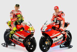 Hayden: "Rossi es el compañero que más me ha impresionado"