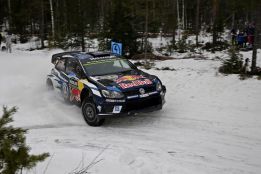 Ogier se impone en Suecia y permanece imbatido en 2016