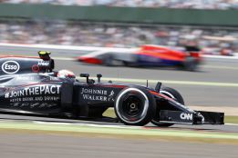 McLaren sí cumple fuera de la pista: se da un festín de patrocinadores