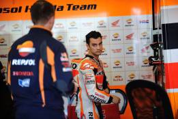 Pedrosa carga contra los Michelin y tanto cambio