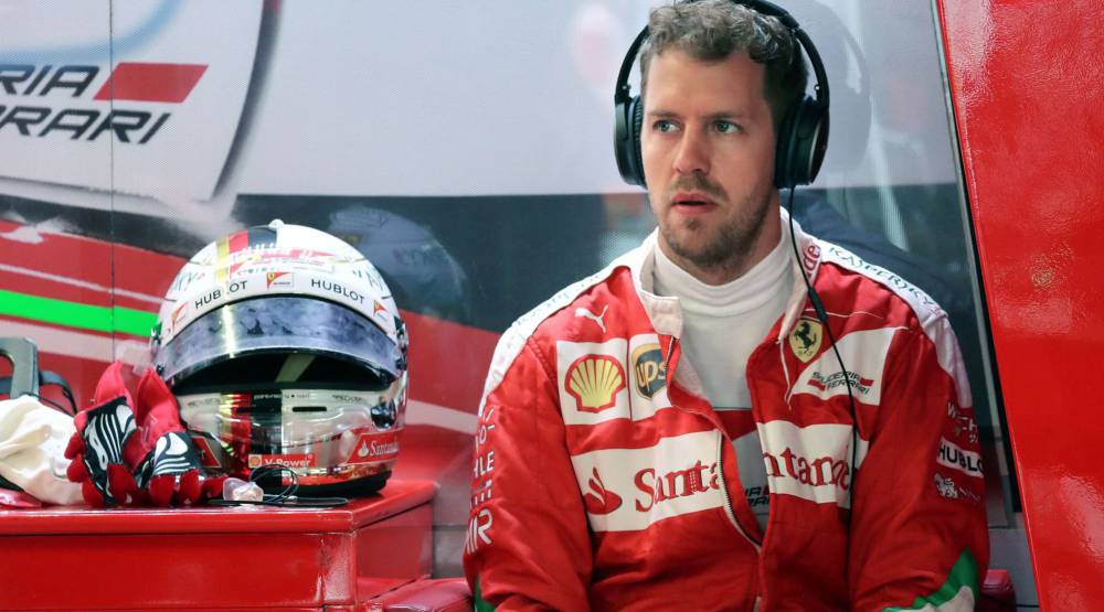 Vettel volvió a tener un toque con Kvyat