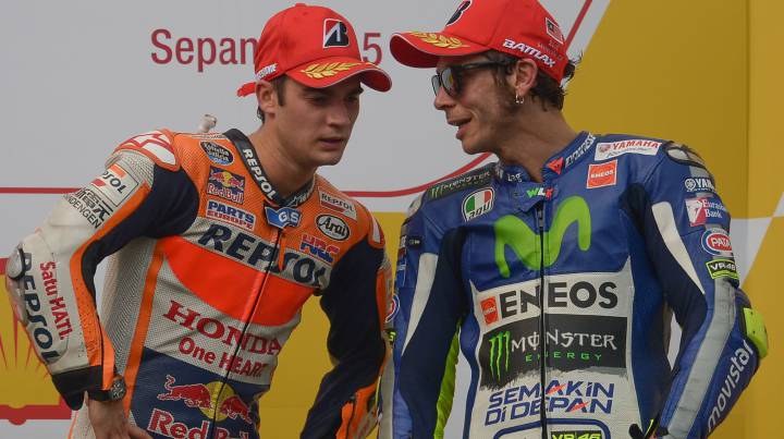 Rossi: “¿Mi compañero para 2017? Maverick o Pedrosa”