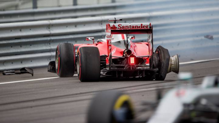 Pirelli: "Los desechos en pista causaron el pinchazo de Vettel"