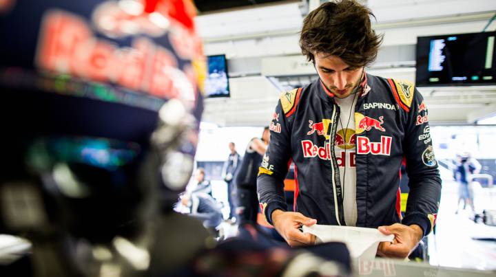 Sainz: “¿Raikkonen? No soy quien para criticar a Ferrari”
