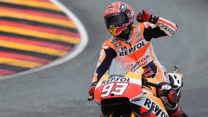 Marc Márquez, celebrando la victoria del gran premio de Alemania.