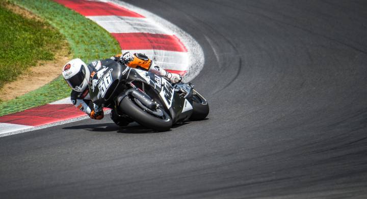 KTM debutará en MotoGP en el cierre del Mundial en Valencia
