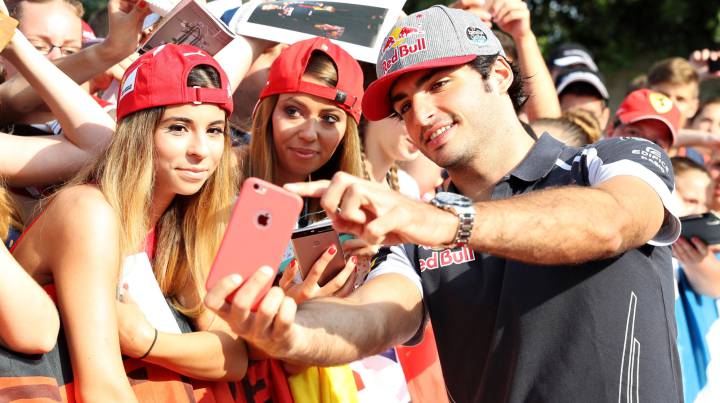 Sainz: “Los McLaren salen muy bien y Alonso es un reloj”