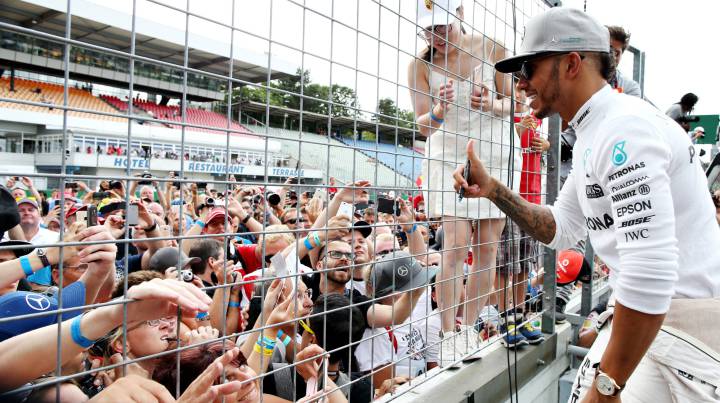 Hamilton, denunciado por no pagar su casa en el Caribe