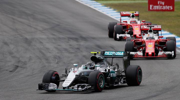 Mercedes pide más lucha a Ferrari: "Sería genial para la F1"