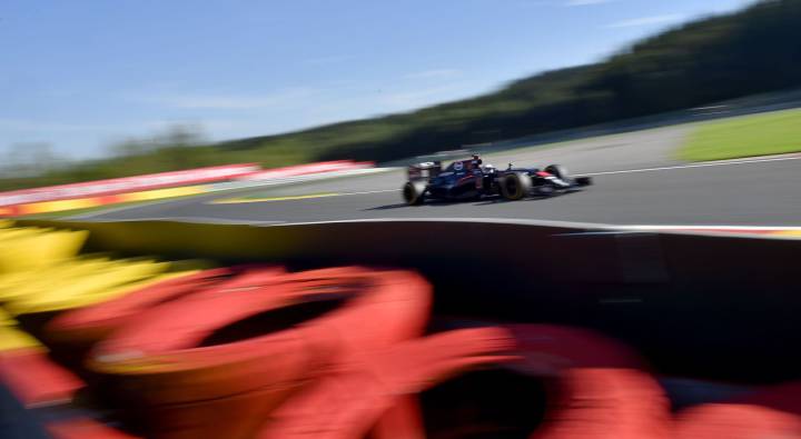 Stewart: "Honda y McLaren están perdiendo su dignidad”