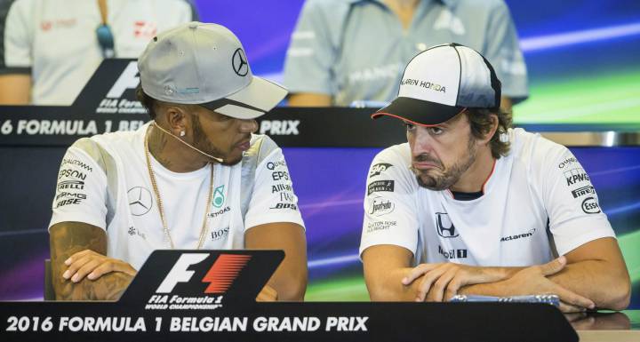 Alonso: "Último, pero tenemos reservas de motor en el bolsillo"